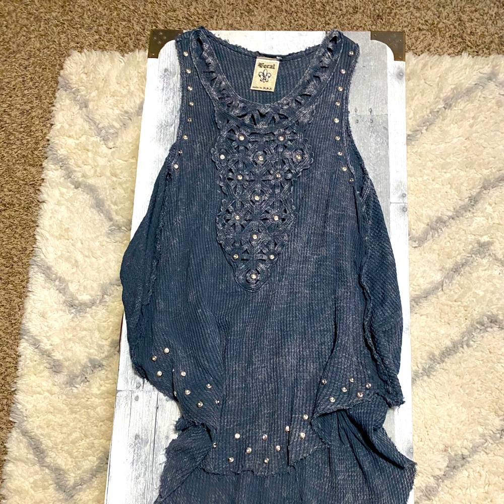 Beaded tank